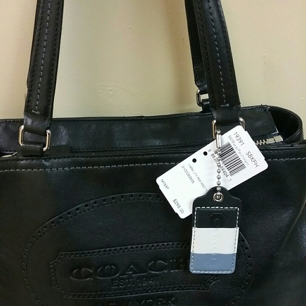 Coach 2 tone tote - Picture 3 of 4